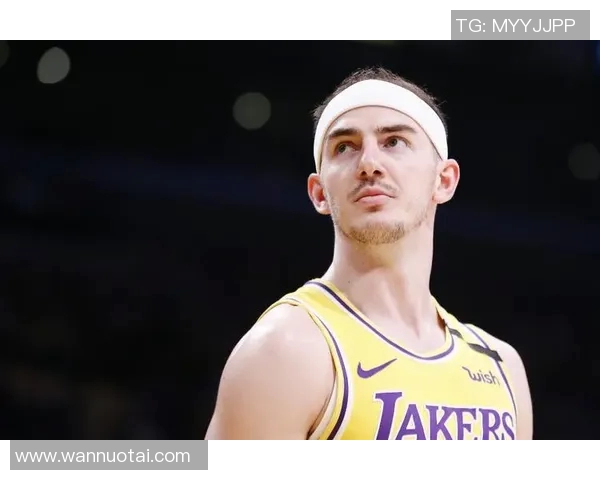 克里斯蒂上场14分钟数据挂零，仅一助攻