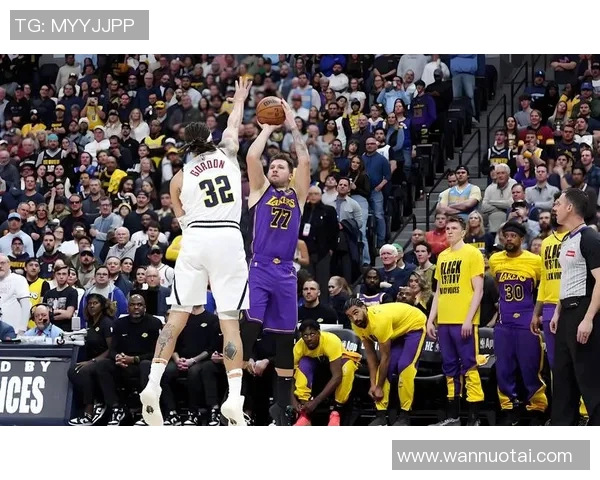 湖人开始理解哈里森了？东契奇的问题不仅是防守 更在于他的态度