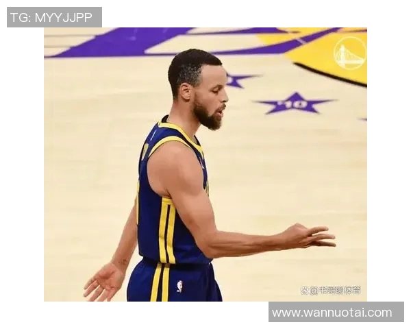 6记三分轰27+10，库里又创历史纪录！勇士11战8胜错峰策略获奇效