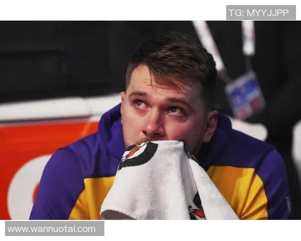 乌杜尼斯・哈斯勒姆：湖人球星卢卡・东契奇不能靠 “撒娇、抱怨” 拿总冠军